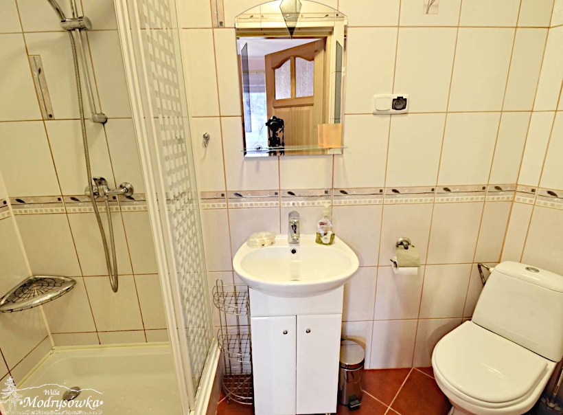Łazienka w pokoju w Zawoi Łazienka w pokoju w Zawoi